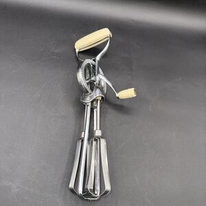 Vintage Rival Speed Mixer Hand Crank Egg Beater